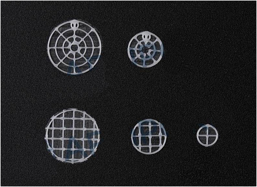 Диски для 3D культивирования полученные методом электроформования, невыровненные нановолокна, материал нанесен линейно, толщина подложки 30 мкм, 24 луночный планшет Фото 2