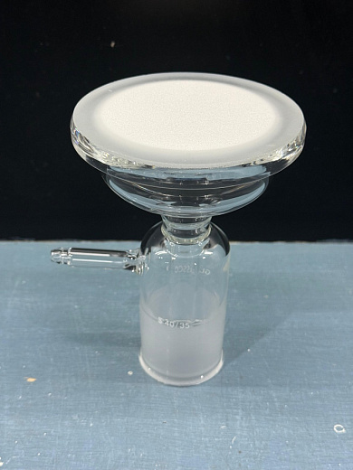 Основание для фильтродержателя, диаметр 90 мм, боросиликатное стекло, с соединением для вакуума, с подложкой из фриттованного стекла