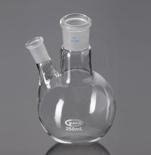Колба двугорлая, угловая, 2000 мл, высота 240 мм, центральный шлиф 24/29, боковой шлиф 19/26, 1 шт. в упаковке, Glassco